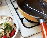 ワンパン！市販のナポリタンソースでナポリタン作り方2写真