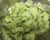 ボイルイカと胡瓜ともずくの梅にんにく和え作り方1写真