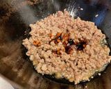 挽き肉とチンゲン菜のオイスターソース炒め作り方4写真