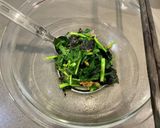 ニラの梅のり和え『きのう何食べ』#105作り方5写真