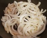 水なし！新玉ねぎだけで煮込む豚肩ロース作り方5写真