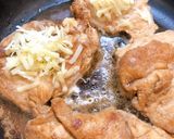 鶏ムネ味噌ヨーグルト　チーズキノコソース作り方11写真