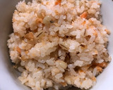 炊飯器で簡単！生鮭炊き込みご飯☆作り方4写真
