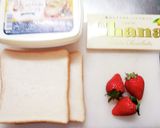 苺とホワイトチョコのホットサンド。*♡作り方1写真