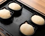 百均セリアの猫のパンケーキ型でキャラパン作り方23写真