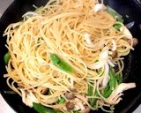 新玉とスナップエンドウの生ハムパスタ作り方3写真