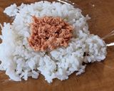 鮭マヨおにぎり♪⸜( ´ ꒳ ` )⸝作り方5写真