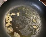 ほたるいかのガーリックバター炒め作り方1写真