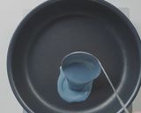 天然ハーブの青いミルクレープケーキ作り方16写真