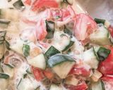 トマトときゅうりのにんにくヨーグルト和え作り方10写真