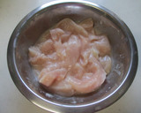 和の優しい旨味☆鶏むね肉と筍の炒め煮♬作り方1写真