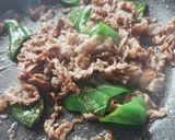 簡単★牛肉とピーマンの麺つゆバター炒め作り方5写真