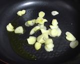 簡単♡新玉葱とベーコン＆ニンニクの卵炒め作り方1写真