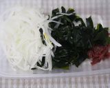 ワカメ・玉ねぎ梅干しの酢の物♪さっぱり作り方3写真