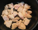 鶏むね肉とキャベツで！塩味親子丼♪作り方3写真