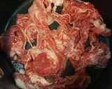 牛こま肉とピーマンのバター醤油炒め。作り方3写真