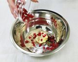 シャキシャキ梅入り切り干し大根サラダ作り方4写真