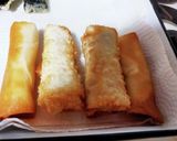 とろけるチーズとベーコンの揚げ春巻き♪作り方3写真