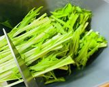 先に切れば簡単・水菜とツナのサラダ作り方1写真