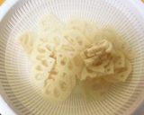 これは王道☆豚肉のレンコン金平作り方1写真