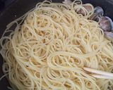 簡単！汁だくソースで絡めるあさりのパスタ作り方2写真
