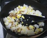 特製醤油ダレ　納豆チャーハン作り方3写真