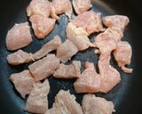 簡単！お肉柔らか♪鶏胸肉のオイマヨ炒め作り方2写真