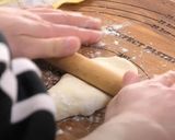 バターたっぷりサクサクジューシー塩パン作り方13写真