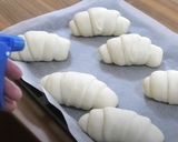 バターたっぷりサクサクジューシー塩パン作り方19写真