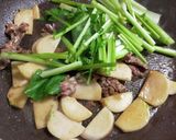牛肉とカブの和風醤油パスタ作り方2写真