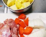 ☆鶏もも肉の肉じゃが☆作り方1写真