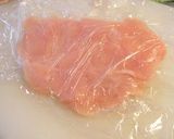 レンジで簡単☆胸肉の長いも梅肉ロール作り方1写真
