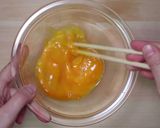 卵入りほうれん草と豚肉のポン酢炒め作り方1写真