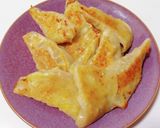 簡単★ツナチーズ餃子作り方6写真