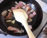 チーズ流出！ベーコンしめじのホットサンド作り方2写真