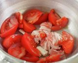 粗挽き黒胡椒がよく合う！トマト肉うどん作り方3写真