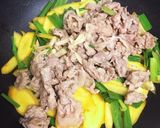 島人参とニンニク葉の豚肉炒め作り方7写真