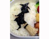 キャラ弁★ハロウィン　ほうきで飛ぶ魔女作り方1写真