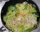 フライパン一つでしらすとキャベツのパスタ作り方8写真