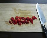 ノンアルでさわやか！いちごのサングリア風作り方1写真