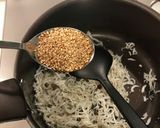 ジャコとスクランブルエッグのおにぎり作り方3写真