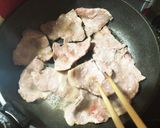 簡単！豚肉肩ロースのくろ酢炒め作り方2写真