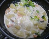 簡単!銀鮭ポテトのチーズクリーム煮作り方5写真