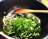 麺つゆ&生姜でシラスの和風ペペロンチーノ作り方3写真