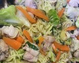 ニラたっぷり鳥塩焼きそば作り方3写真