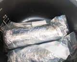 鳥もも肉の柚子胡椒ロール[炊飯器]作り方4写真