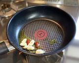 新芯菜（なばな）のペペロンチーノ風炒め作り方3写真