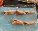 キムチー＆ソーセージ！餃子の皮巻焼き作り方2写真
