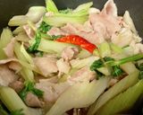 豚ばらとセロリの蒸し煮作り方3写真