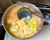 大人数向け！野菜マシマシコンソメスープ作り方6写真